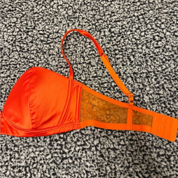 Savage X Fenty Vibrant Orange Bra - Picture 4 of 5